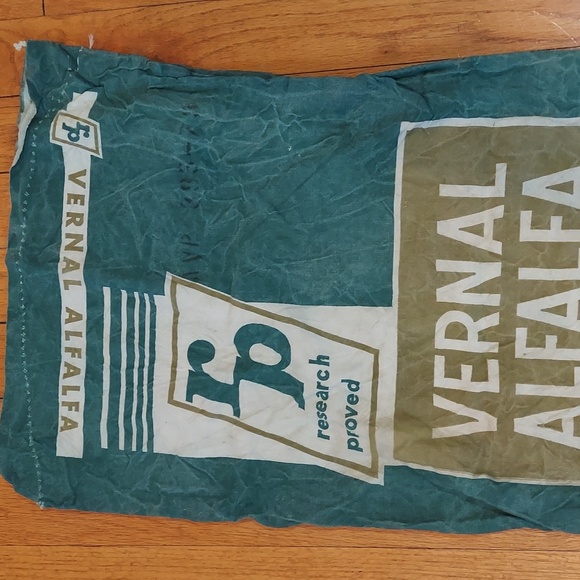 Vintage Alfalfa Feed Sack - Picture 3 of 10